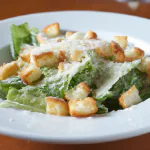 Salada Caesar fresca