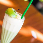 Milkshake de maçã com sorvete de baunilha